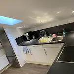 Felix Living 7