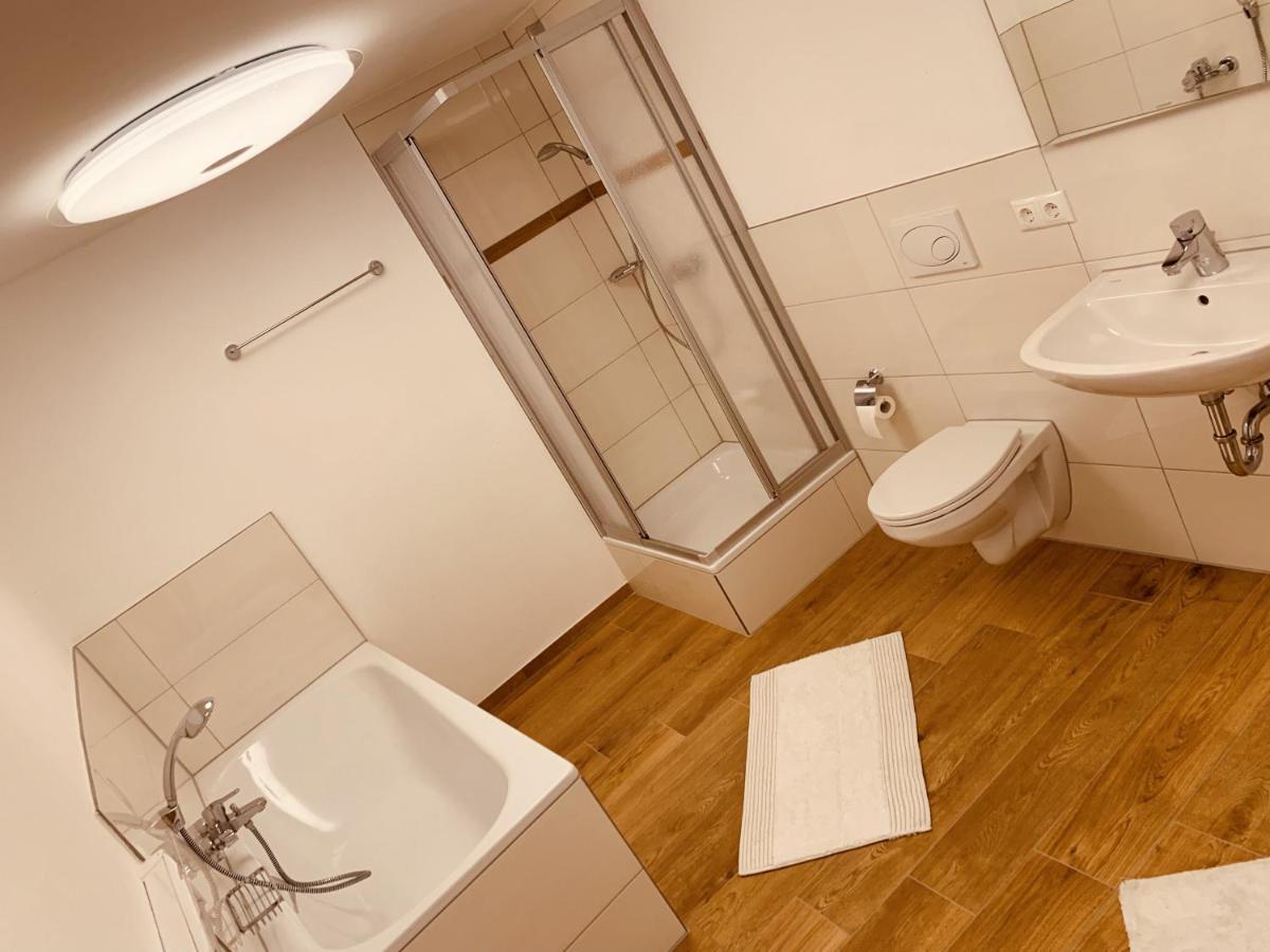 Felix Living 7 Apartment
